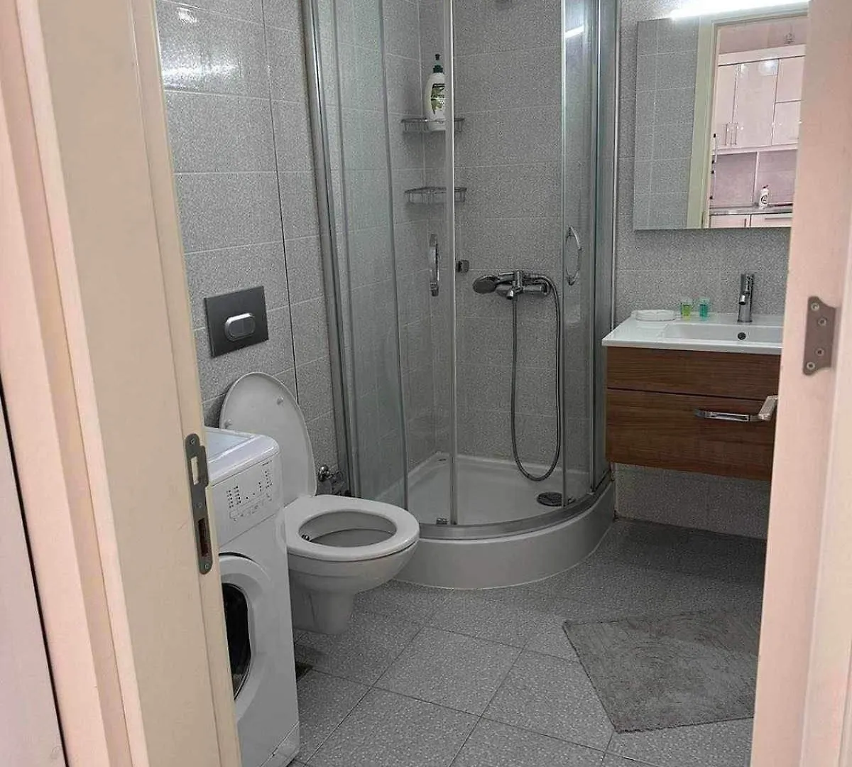 Apartment For Rent In Green Budapest 트빌리시